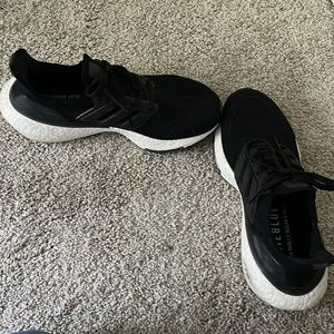 Adidas Ultraboost 21